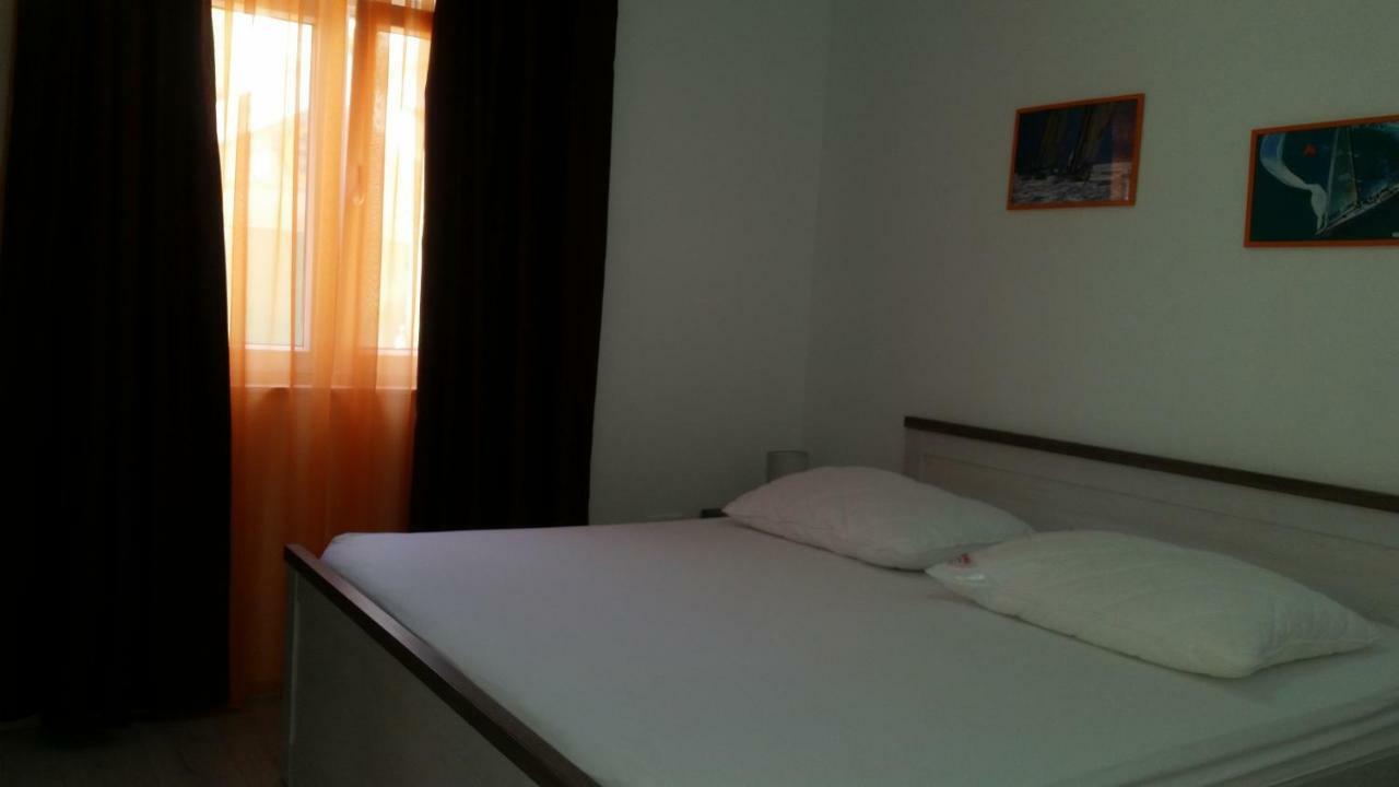 Apartments Anaivana Трогир Экстерьер фото