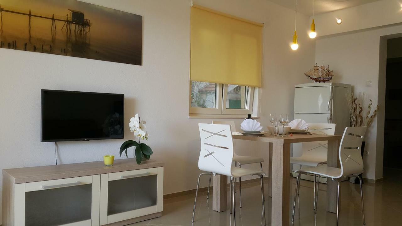 Apartments Anaivana Трогир Экстерьер фото
